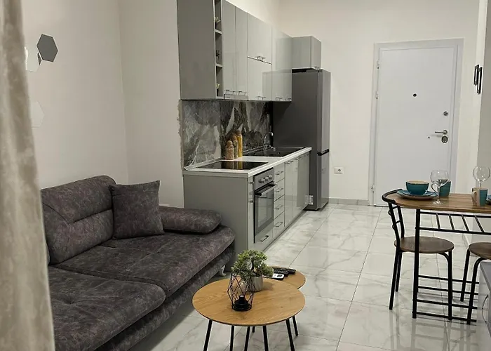 Second 1 Apartamento Tirana
