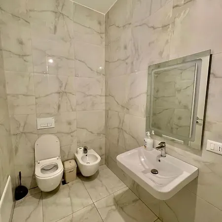 Second 1 Apartment *